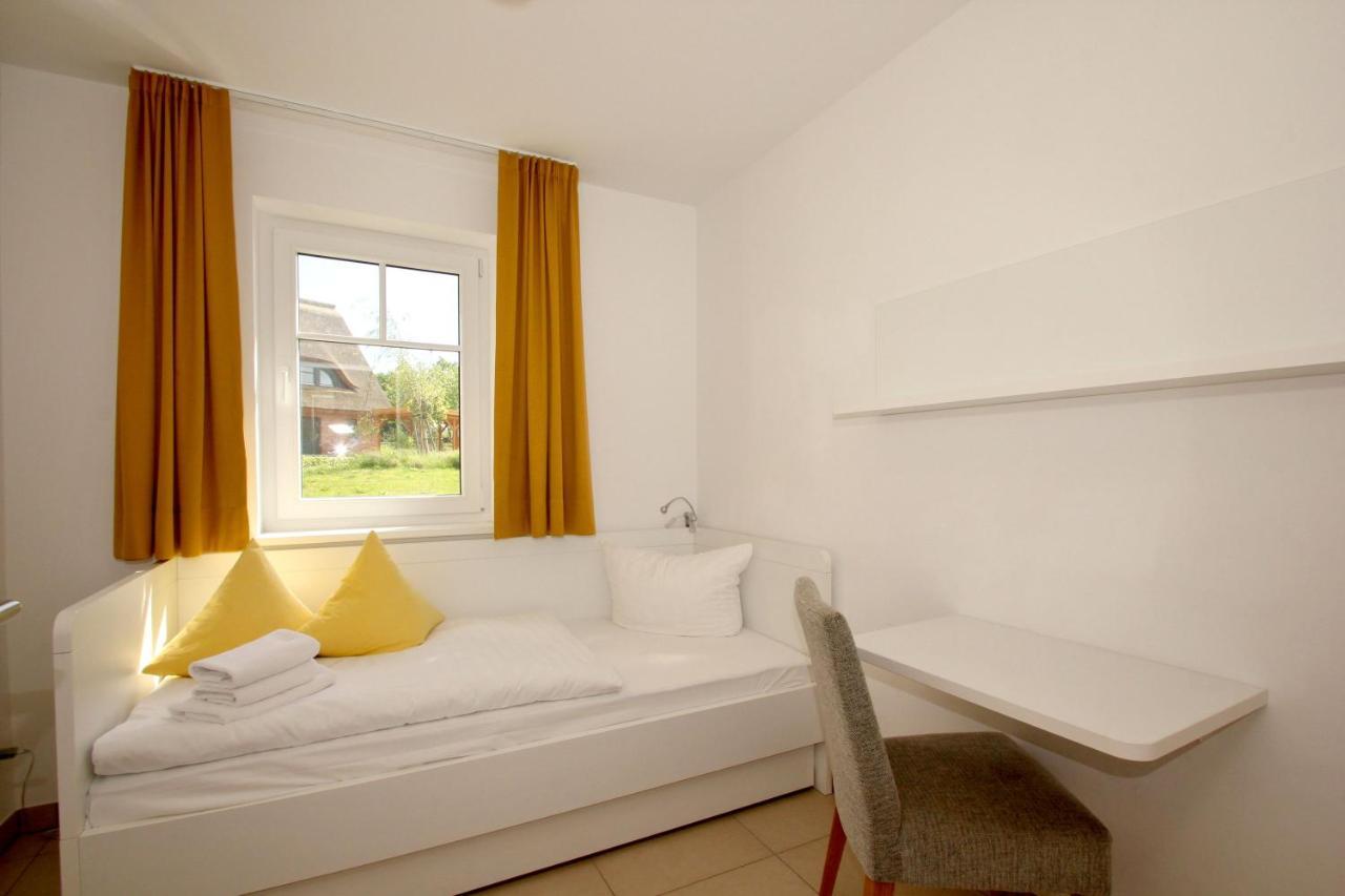 Strandnahe Fewo Mit Terrasse, Gratis Nutzung Vom Ahoi Erlebnisbad Und Sauna In Sellin - Rex Rugia Fewo 28-3 Lobbe Exterior photo