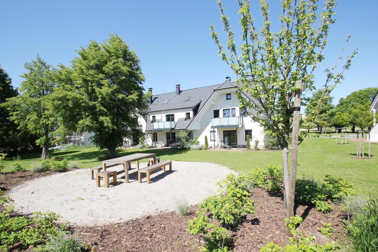 Strandnahe Fewo Mit Terrasse, Gratis Nutzung Vom Ahoi Erlebnisbad Und Sauna In Sellin - Rex Rugia Fewo 28-3 Lobbe Exterior photo